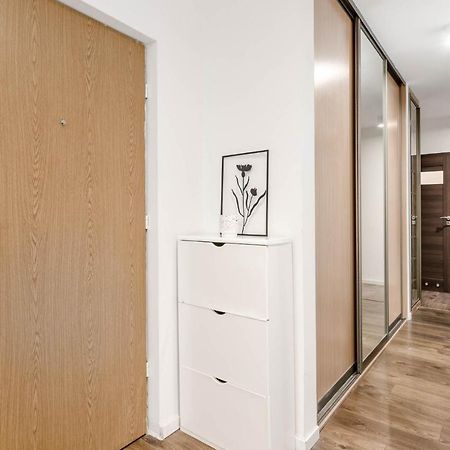 Chill Apartments Fieldorfa Warszawa Eksteriør billede